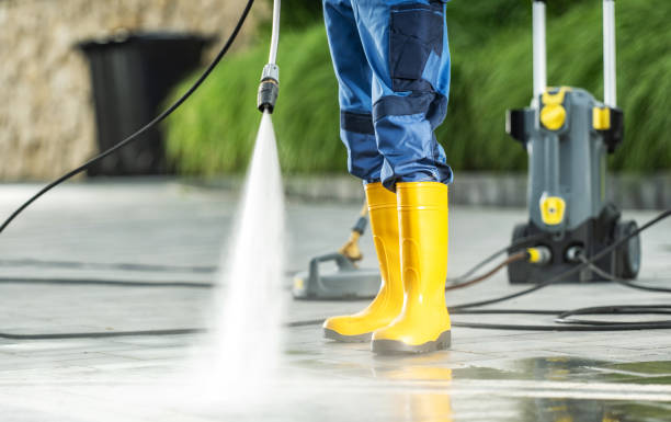 Best Commercial Building Pressure Washing  in Stockdale, TX